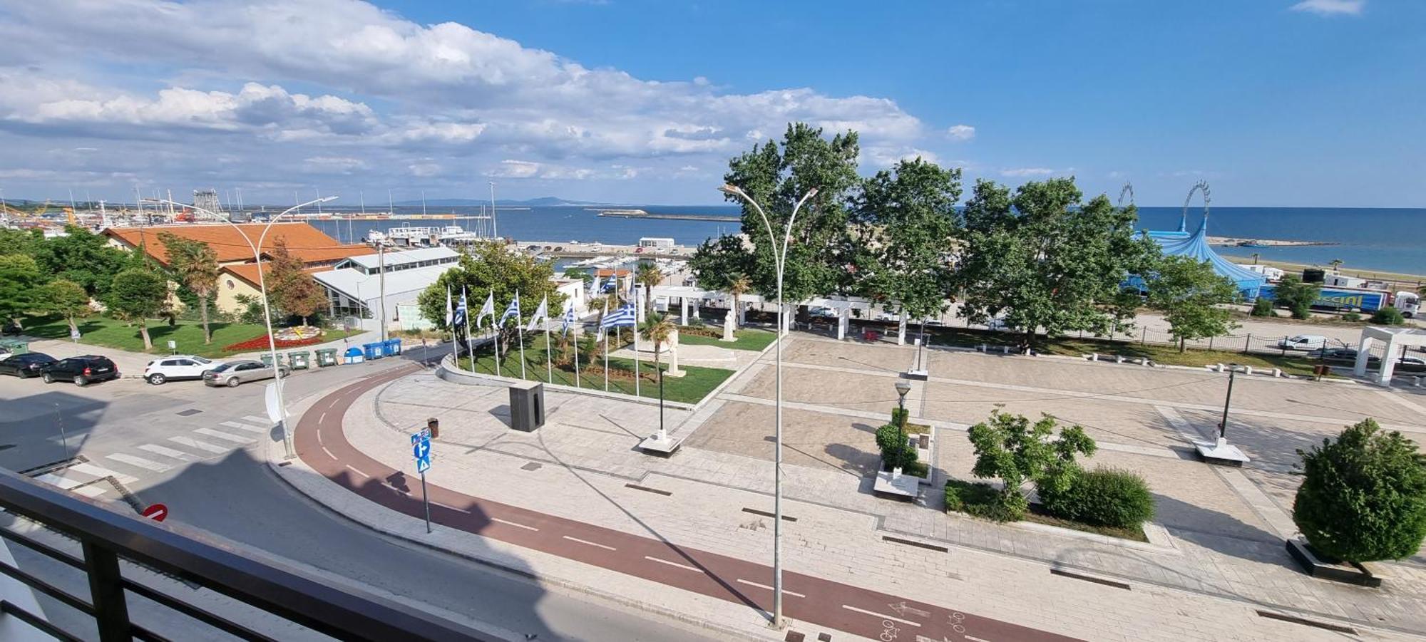 Amazing Sea View Apartment In The City Center! أليكسانثيربوليس المظهر الخارجي الصورة